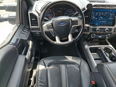 Used 2022 Ford F350 Platinum AWD/4WD image 11