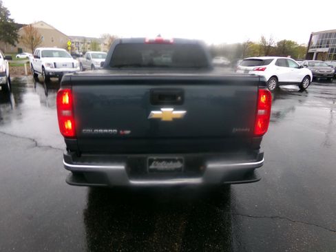 Used 2019 Chevrolet Colorado W/T w/ WT Convenience Package AWD/4WD image 5