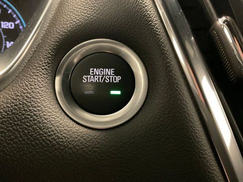 Used 2023 Chevrolet Traverse LT AWD/4WD image 20