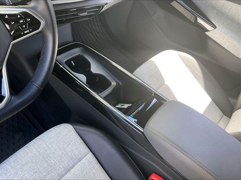 Certified 2023 Volkswagen ID.4 Pro RWD image 16