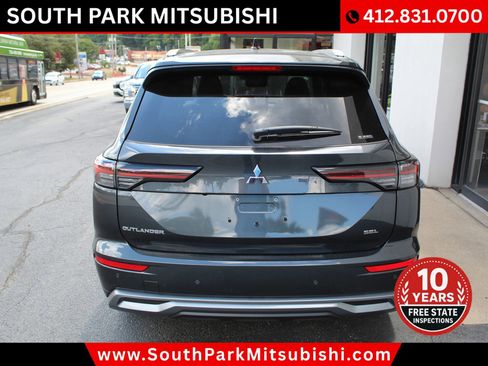 New 2025 Mitsubishi Outlander SEL image 8