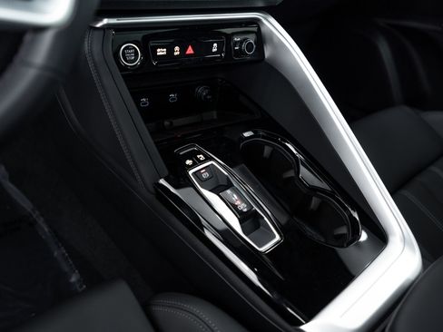 New 2025 Audi Q5 2.0T Premium Plus image 11