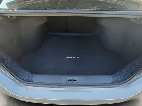 Used 2020 Nissan Sentra SV image 43