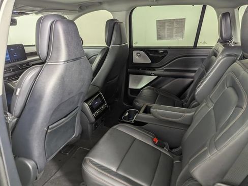 Used 2025 Lincoln Aviator Reserve w/ Equipment Group 201A AWD/4WD image 23