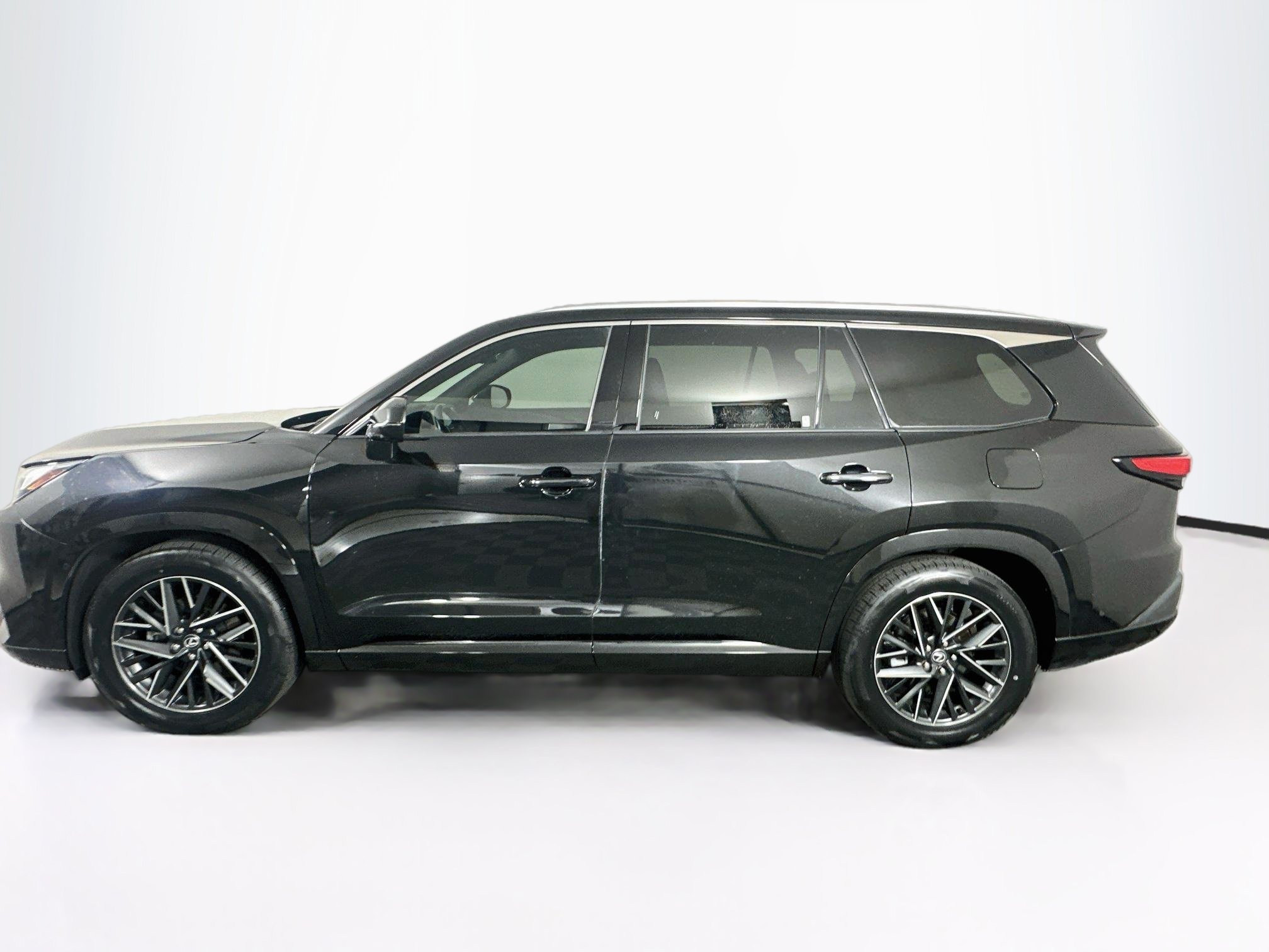 Used 2024 Lexus TX 350 FWD w/ Technology Package image 4