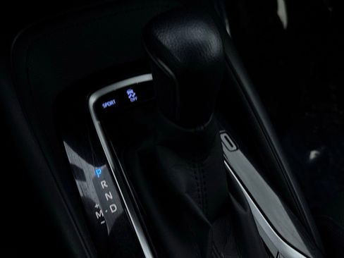 Used 2020 Toyota Corolla SE image 30