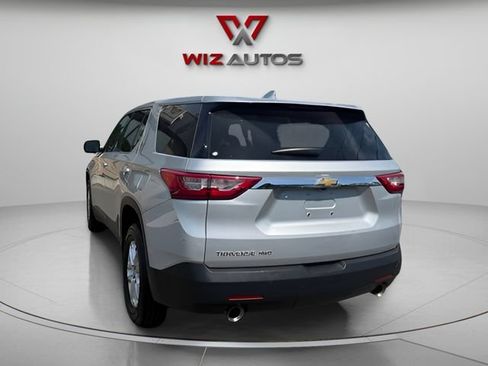 Used 2020 Chevrolet Traverse LS AWD/4WD image 3