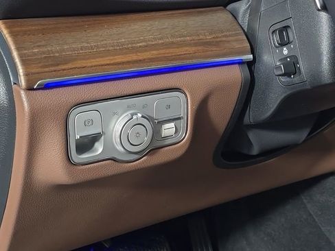 New 2026 Mercedes-Benz GLE 450 4MATIC image 17