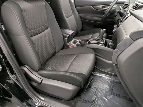 Used 2019 Nissan Rogue SV w/ Premium Package AWD/4WD image 29