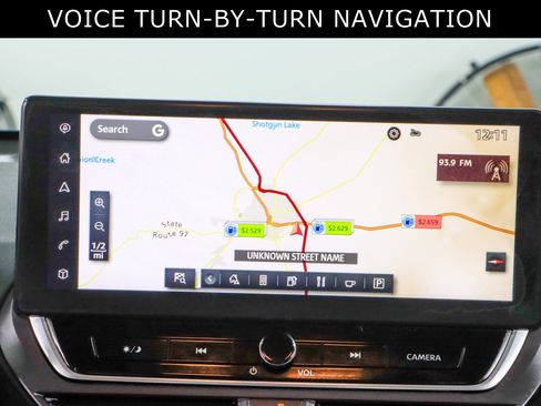 Used 2024 Nissan Altima 2.5 SR w/ SR Premium Package image 18