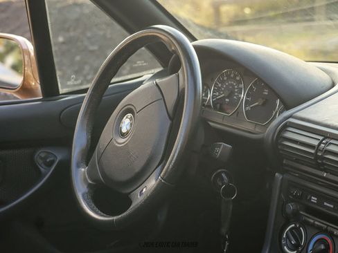 Used 2000 BMW Z3 2.5i image 34