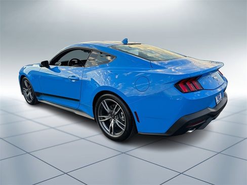 New 2025 Ford Mustang Coupe image 4