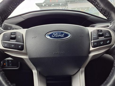 Used 2023 Ford Explorer XLT w/ Equipment Group 202A image 16