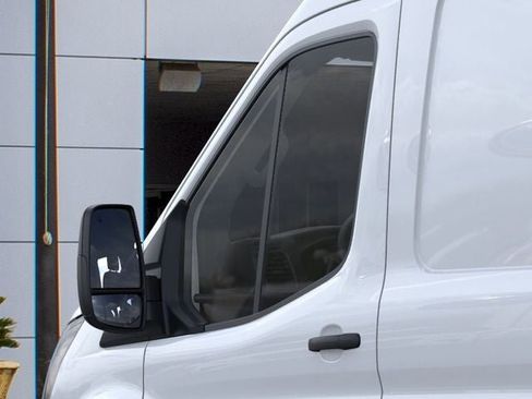 New 2026 Ford Transit 250 148 Medium Roof w/ Load Area Protection Package RWD image 20