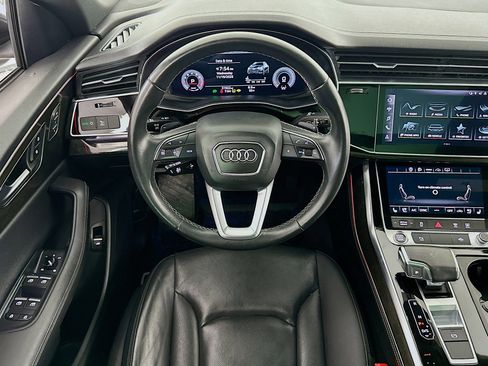 Used 2023 Audi Q8 Premium Plus w/ Premium Plus Package image 22