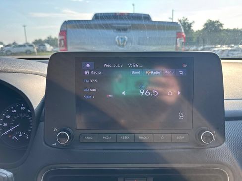Used 2022 Hyundai Kona SEL FWD image 8