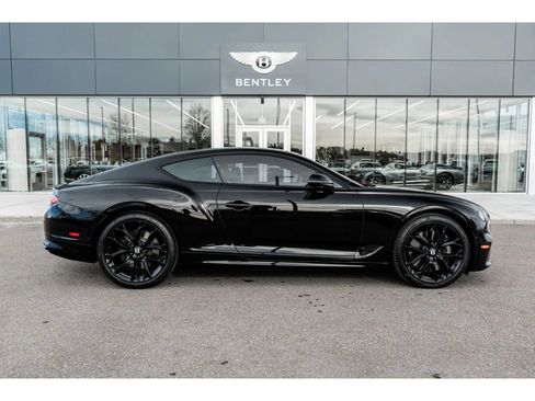 Used 2023 Bentley Continental GT V8 image 14