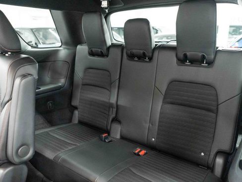 Used 2023 Nissan Pathfinder Rock Creek AWD/4WD image 17