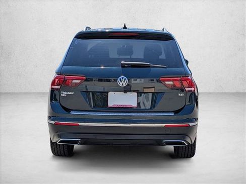 Used 2018 Volkswagen Tiguan SEL Premium FWD image 7