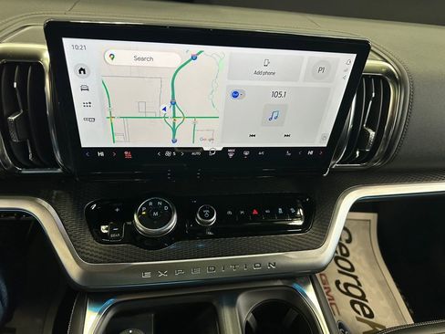 New 2025 Ford Expedition Platinum w/ Stealth Performance Package image 9