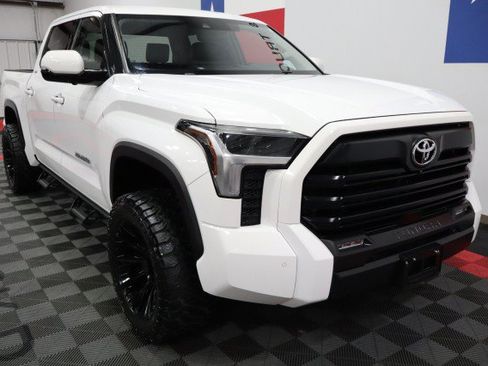 Used 2022 Toyota Tundra SR5 AWD/4WD image 20