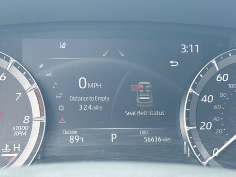 Used 2020 Toyota Highlander XLE FWD image 27