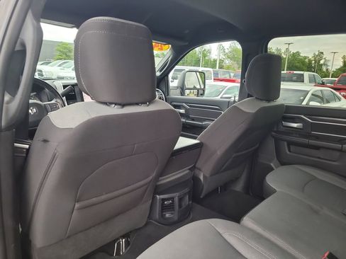 Used 2024 RAM 2500 Big Horn AWD/4WD image 11