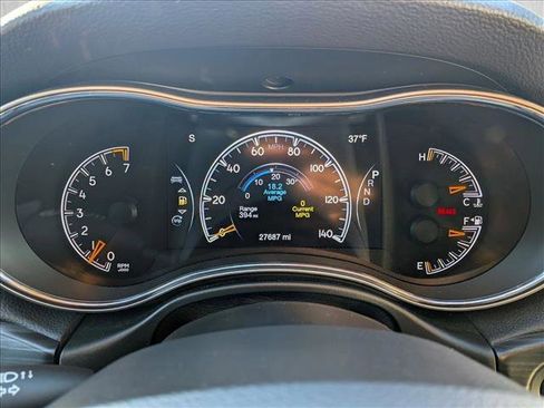 Used 2020 Jeep Grand Cherokee Limited image 12