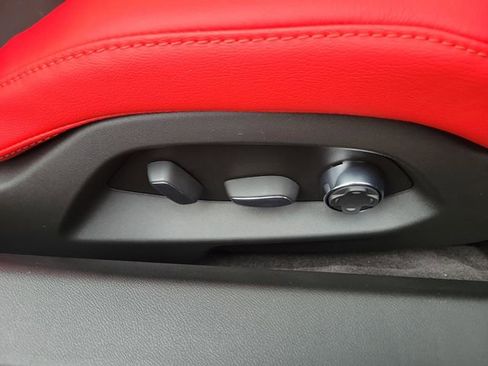 New 2026 Chevrolet Corvette Stingray Premium Cpe w/ Z51 Performance Package image 9