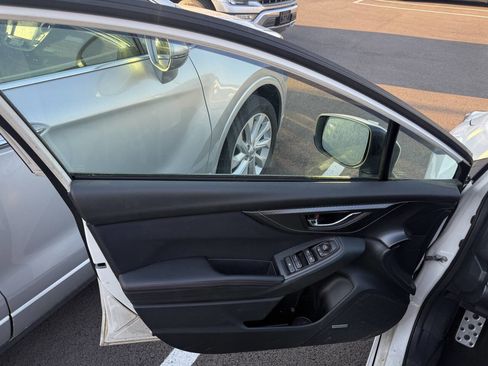 Used 2019 Subaru Impreza 2.0i Sport image 14