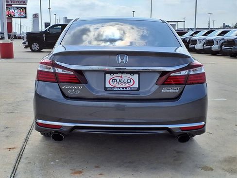 Used 2017 Honda Accord Sport Special Edition image 7