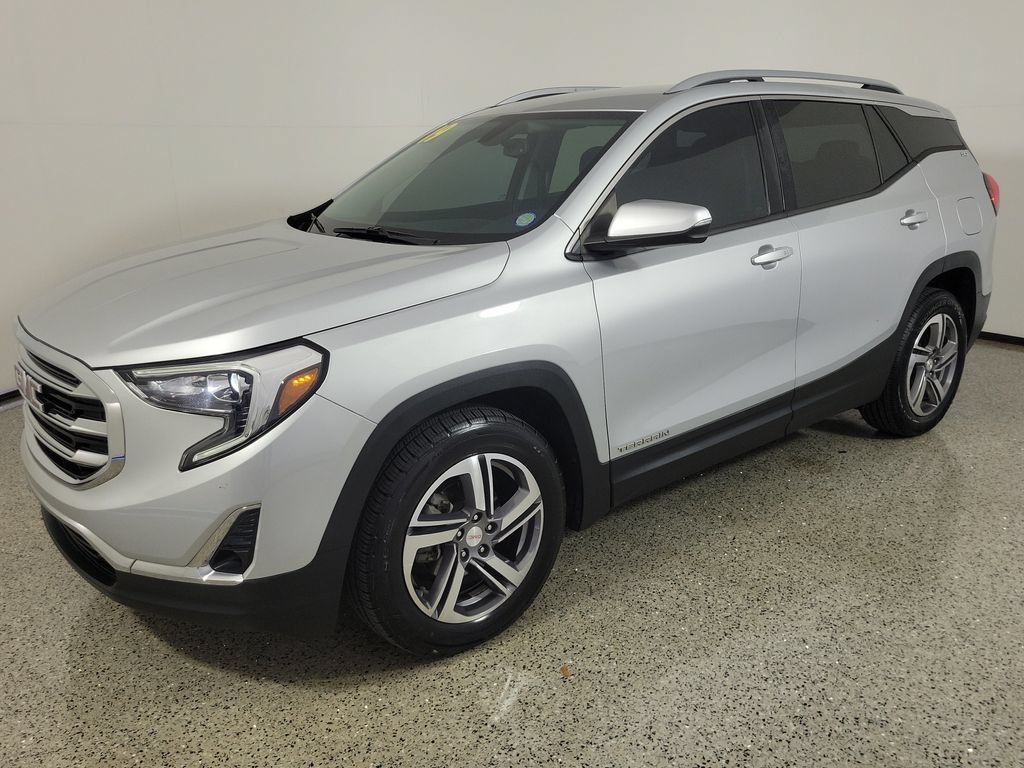 Used 2019 GMC Terrain SLT w/ Preferred Package FWD image 2