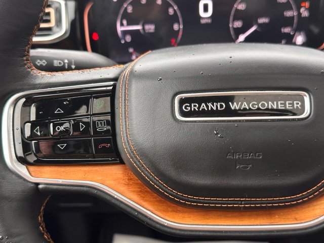 Used 2025 Jeep Grand Wagoneer L Series III AWD/4WD image 20