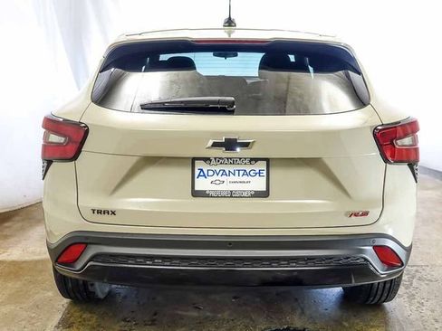 New 2026 Chevrolet Trax RS w/ Driver Confidence Package FWD image 6