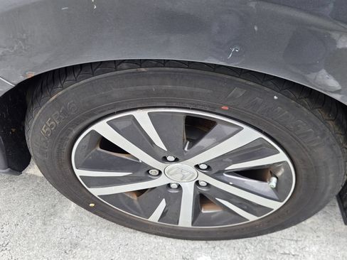 Used 2020 Honda Civic LX image 6