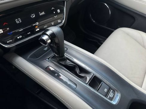 Used 2018 Honda HR-V EX-L image 26