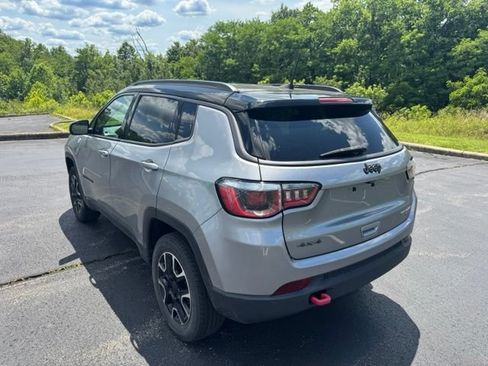 Used 2020 Jeep Compass Trailhawk AWD/4WD image 5