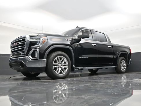 Used 2021 GMC Sierra 1500 SLT w/ SLT Premium Plus Package AWD/4WD image 21