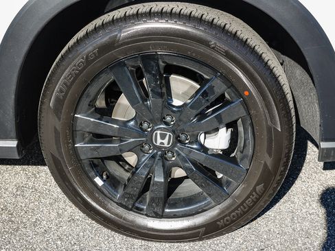 Certified 2026 Honda HR-V Sport image 18