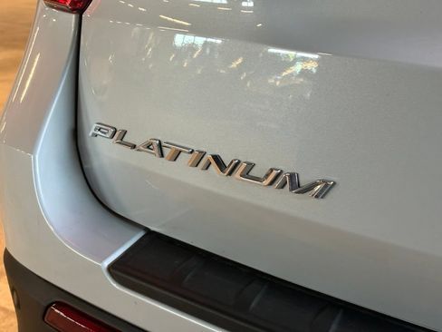 Used 2025 Ford Explorer Platinum w/ Ultimate Package AWD/4WD image 32