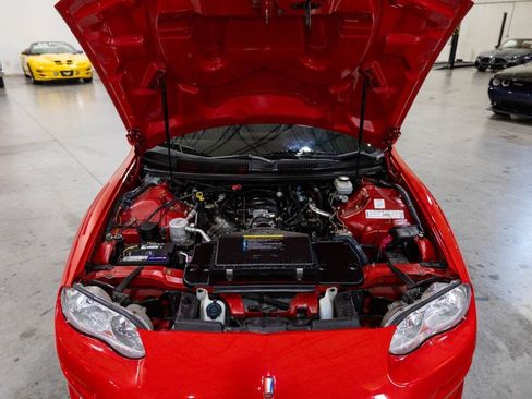 Used 2002 Chevrolet Camaro Z28 w/ SS Performance/Appearance Pkg RWD image 16