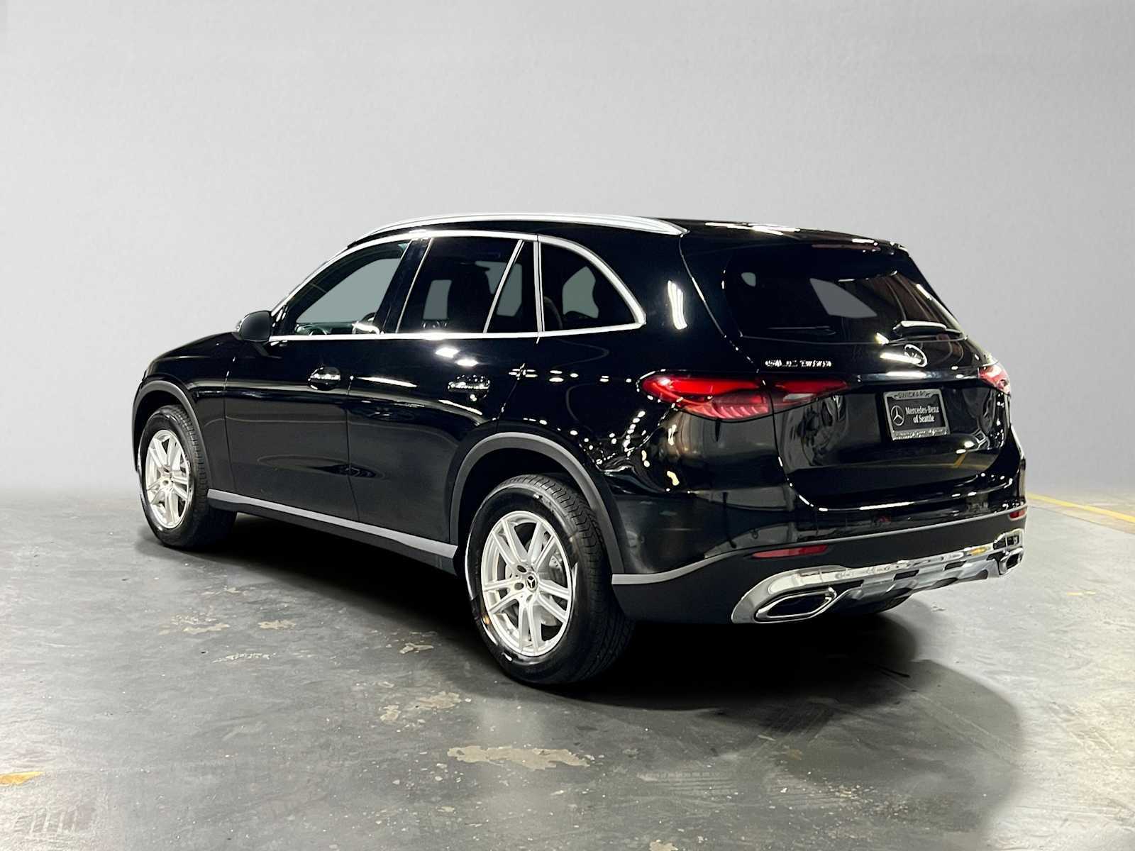 Used 2026 Mercedes-Benz GLC 300 4MATIC image 5