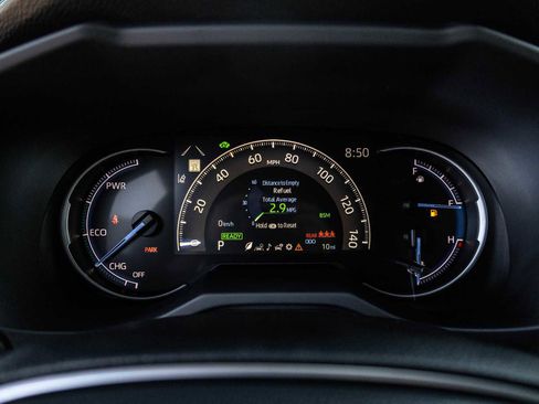 Used 2025 Toyota RAV4 XSE image 36