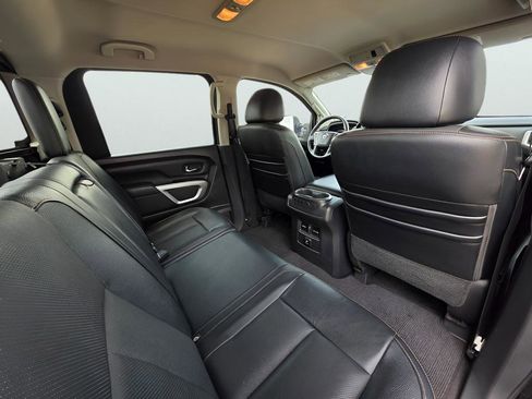 Used 2017 Nissan Titan SV RWD image 24