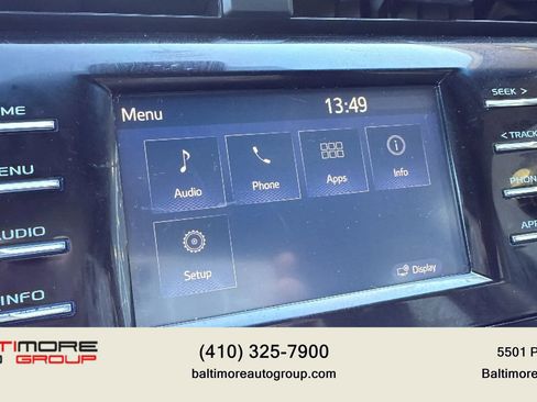 Used 2018 Toyota Camry SE image 36