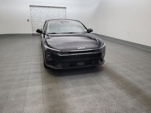 Used 2025 Kia K4 FWD image 14