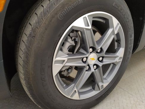 Used 2024 Chevrolet Blazer LT w/ Convenience Package FWD image 31