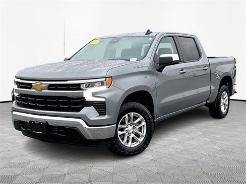 Used 2023 Chevrolet Silverado 1500 LT image 3