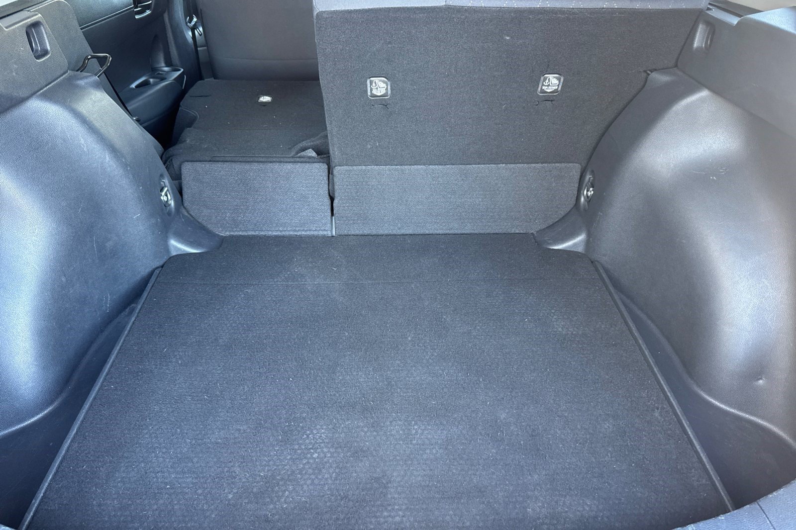Used 2022 Toyota Corolla Cross LE FWD image 25
