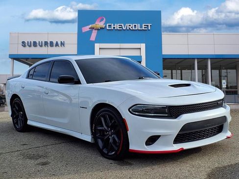 Used 2022 Dodge Charger R/T w/ Blacktop Package image 3